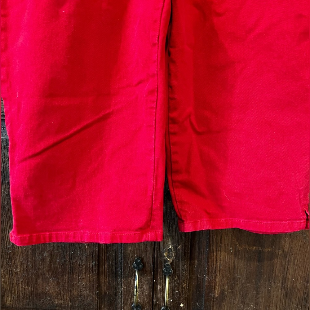 Gloria Vanderbilt Amanda classic fit red denim capris size 16W - Picture 6 of 13